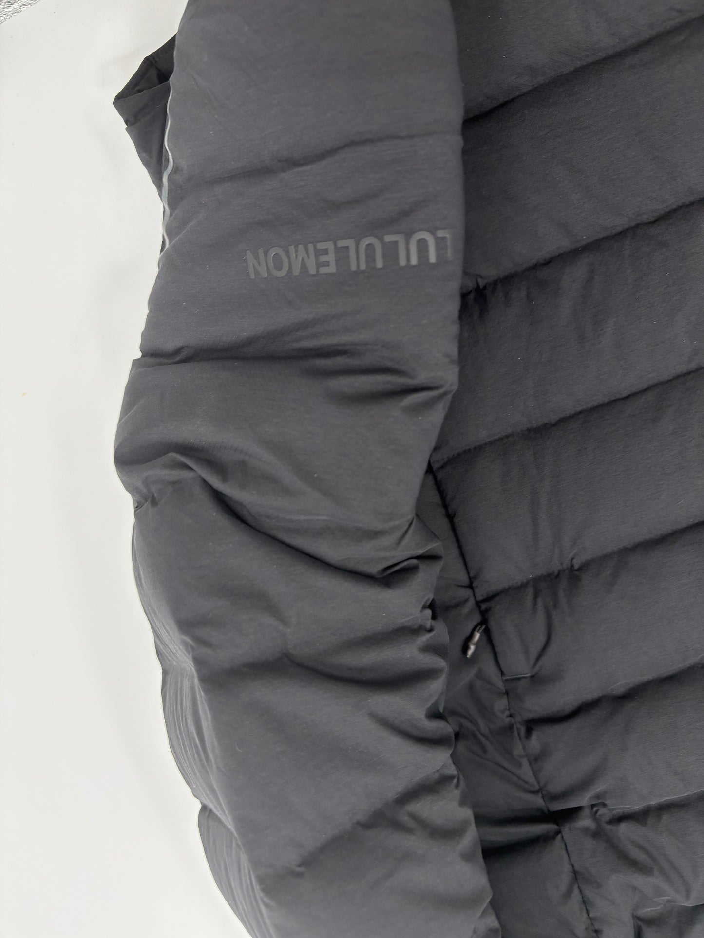 LULULEMON “NAVIGATION DOWN FILL” JACKET