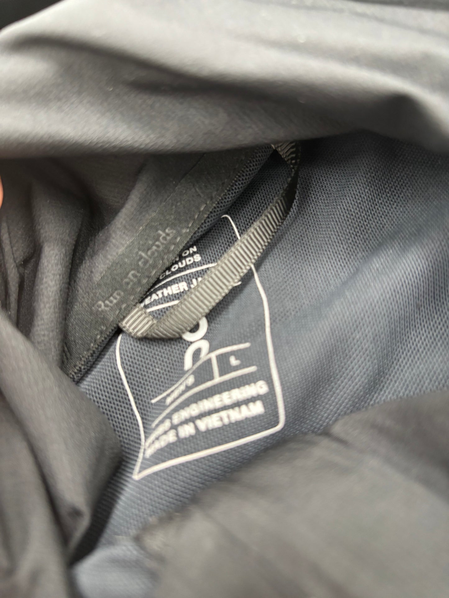 ON RUNNING WEATHER JACKET