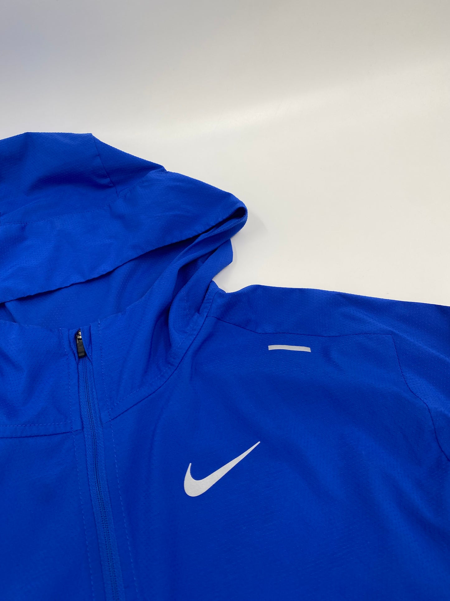 NIKE WINDRUNNER