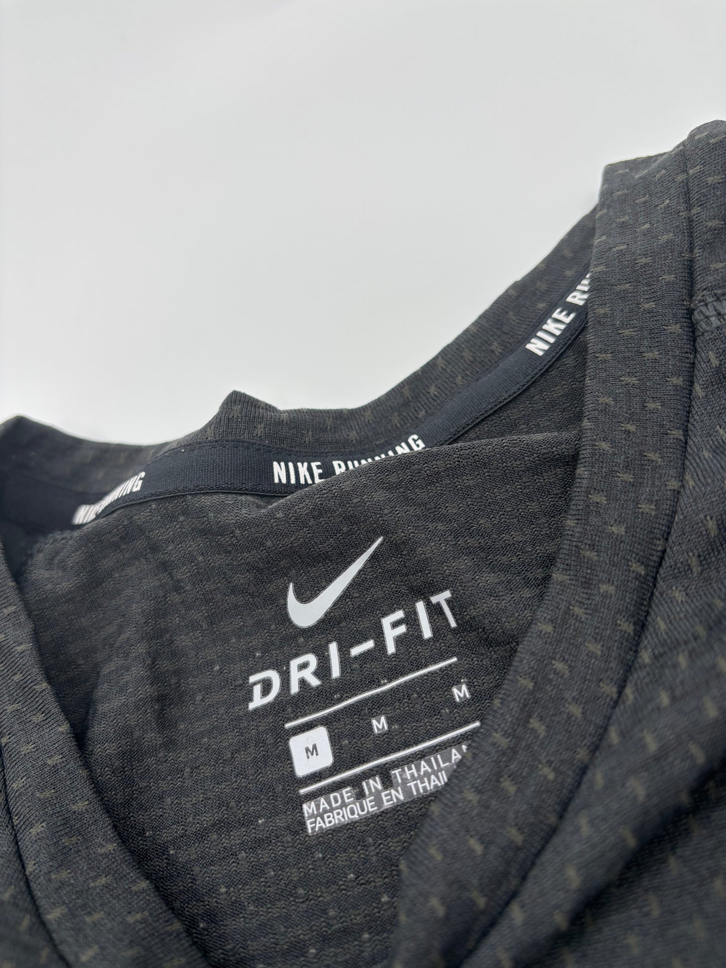 NIKE T-SHIRT