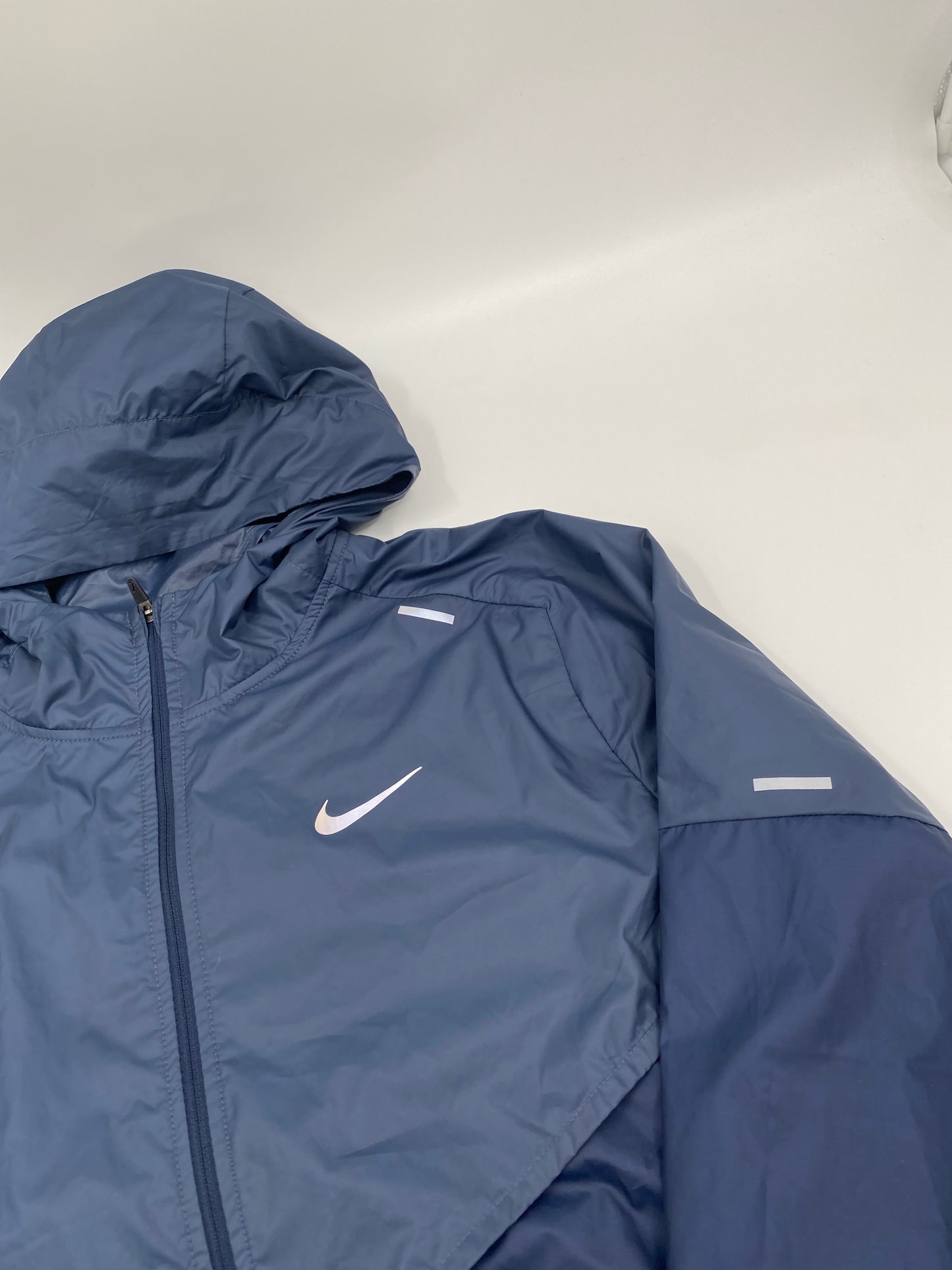 NIKE WINDRUNNER