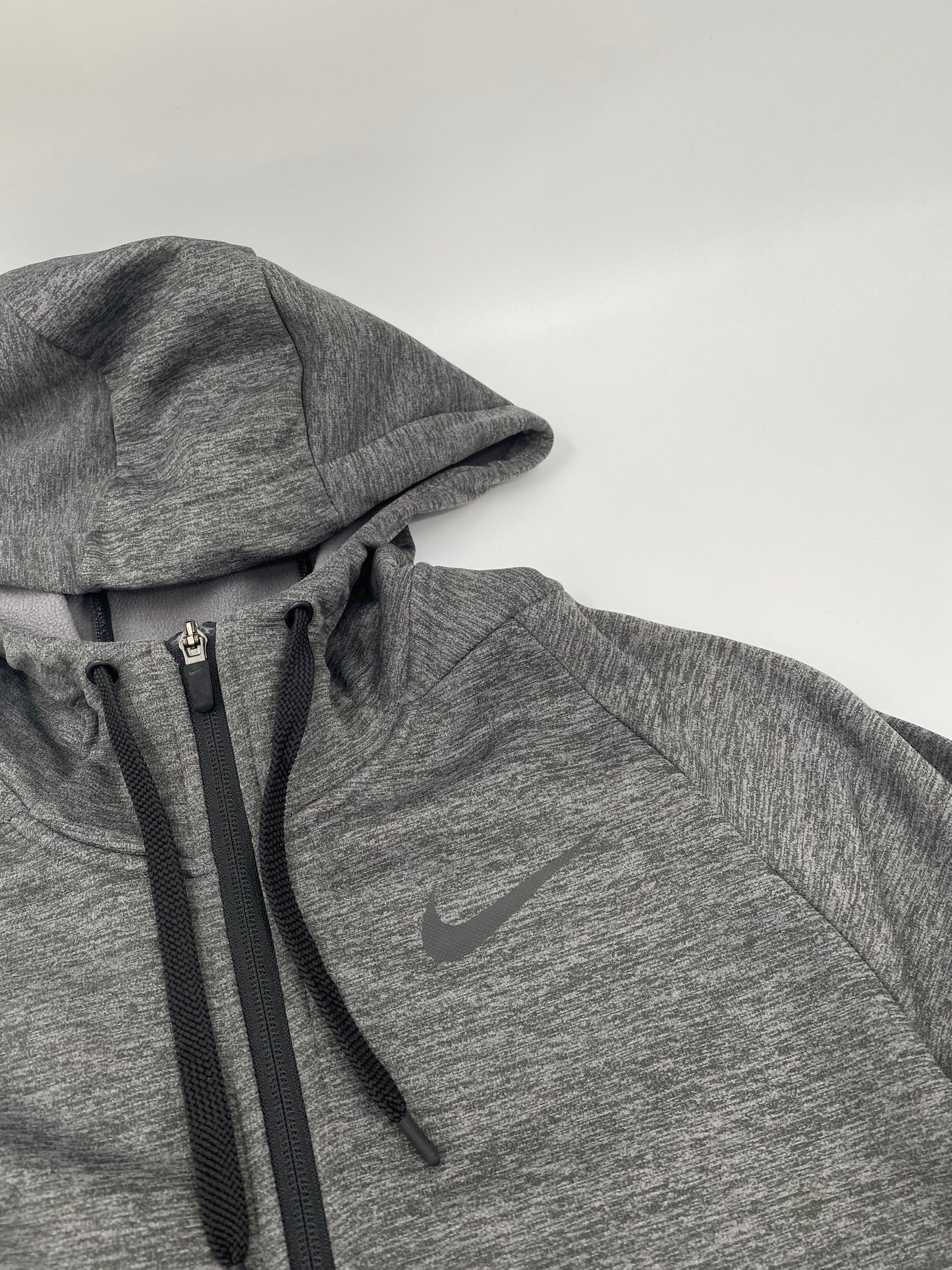 NIKE THERMA TRACKSUIT