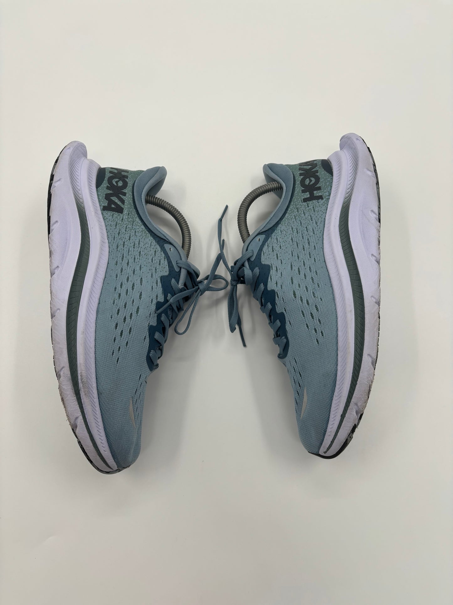 HOKA TRAINERS