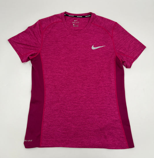 NIKE T-SHIRT