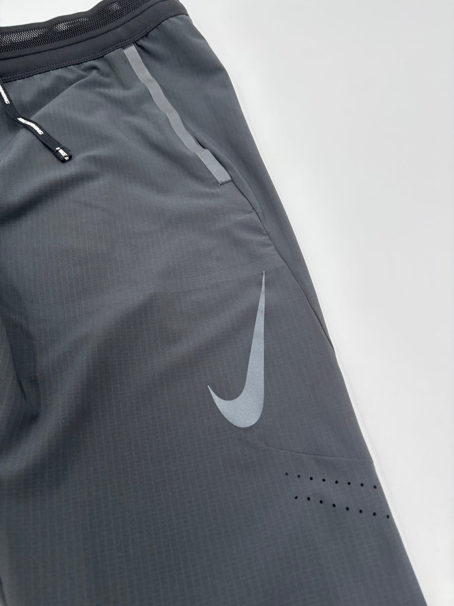 NIKE SWIFT PANTS