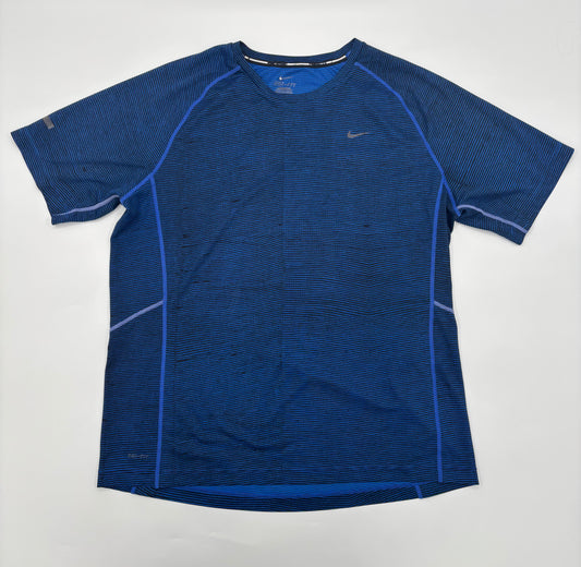 NIKE T-SHIRT